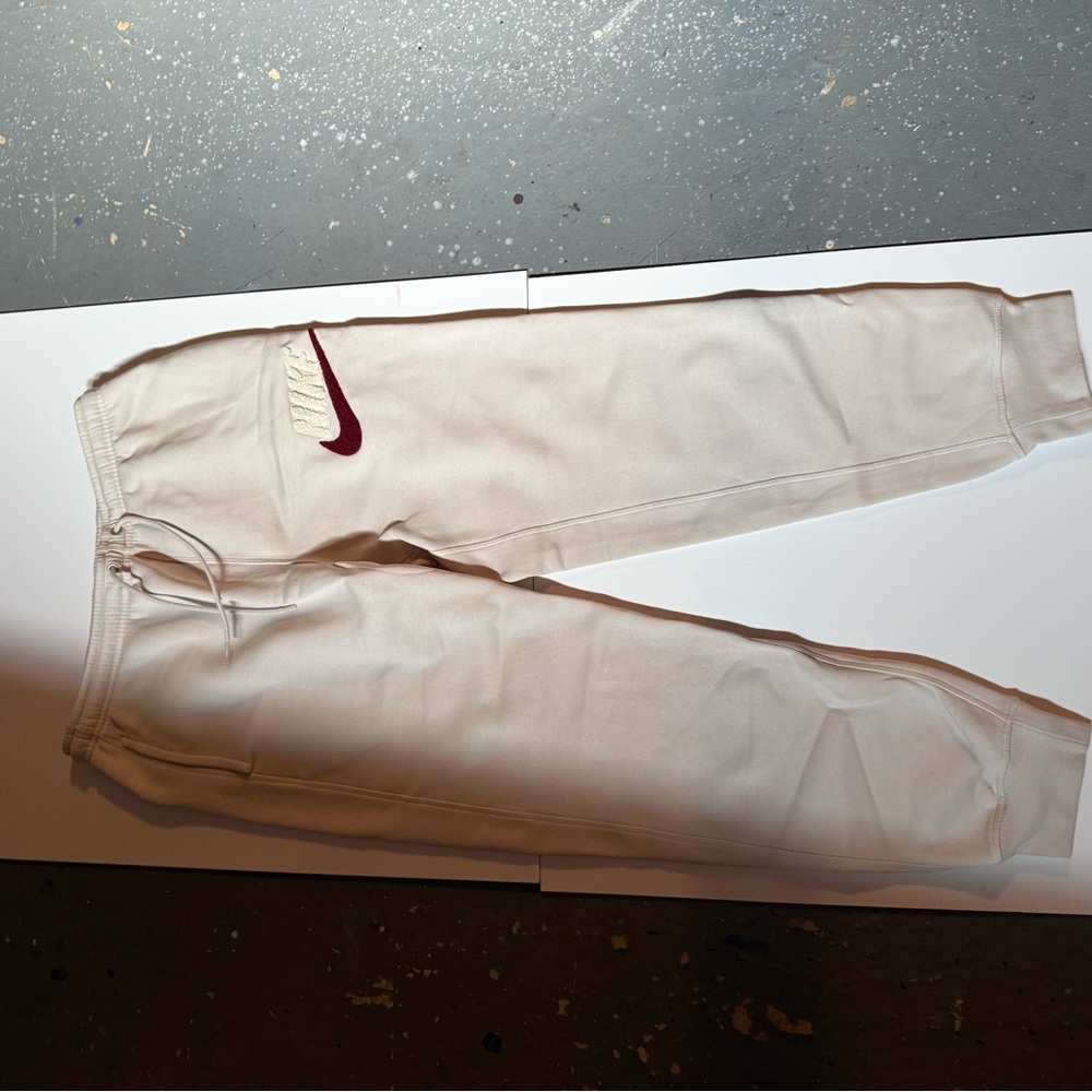 Nike Cream Sweatpants